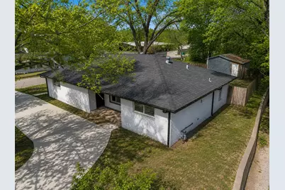 600 N Mill Street, Bowie, TX 76230 - Photo 21