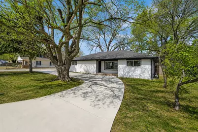 600 N Mill Street, Bowie, TX 76230 - Photo 19