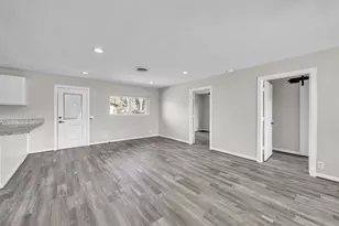 600 N Mill St, Bowie, TX 76230 - Photo 5