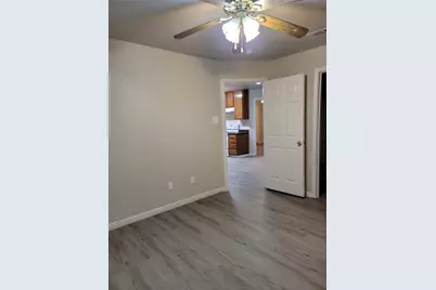 217 E Craven Avenue #A & B, Lacy Lakeview, TX 76705 - Photo 5