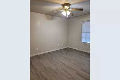 217 E Craven Avenue #A & B, Lacy Lakeview, TX 76705 - Photo 3