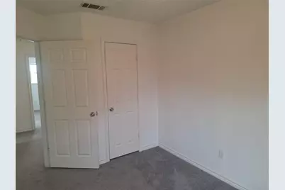 2621 Lee Avenue #B, Fort Worth, TX 76164 - Photo 17