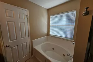 3235 Guadaloupe, Grand Prairie, TX 75054 - Photo 21