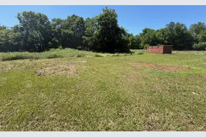 101 1/2 Harvey Street, Annona, TX 75550 - Photo 3