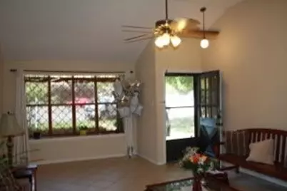 112 E Denton Drive, Euless, TX 76039 - Photo 5