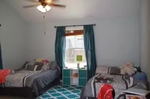 112 E Denton Dr, Euless, TX 76039 - Photo 7
