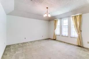 1132 N Irving Heights Dr, Irving, TX 75061 - Photo 19