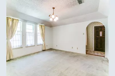1132 N Irving Heights Drive, Irving, TX 75061 - Photo 3