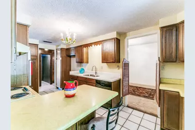1132 N Irving Heights Drive, Irving, TX 75061 - Photo 13
