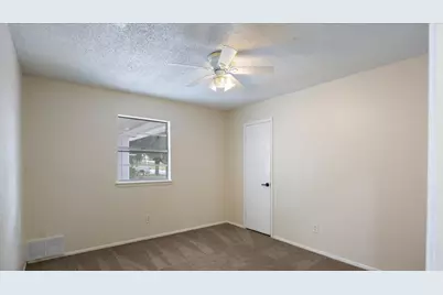 2102 E Timberview Lane, Arlington, TX 76014 - Photo 11
