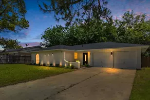 2102 E Timberview Ln, Arlington, TX 76014 - Photo 1