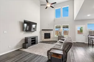 400 Acton Ave, Fort Worth, TX 76131 - Photo 5