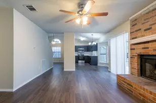 2239 Turf Club Dr, Arlington, TX 76017 - Photo 11