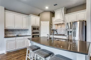 1000 Brenham Dr, Godley, TX 76044 - Photo 9