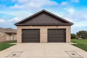 3153 Stag Rd, Dallas, TX 75241 - Photo 1