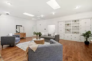 9223 Club Glen Dr, Dallas, TX 75243 - Photo 13