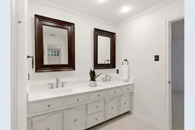 9223 Club Glen Drive, Dallas, TX 75243 - Photo 33