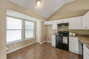4756 Hollow Tree Dr, Arlington, TX 76018 - Photo 17