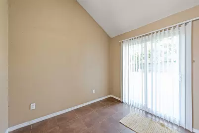 4756 Hollow Tree Drive, Arlington, TX 76018 - Photo 11