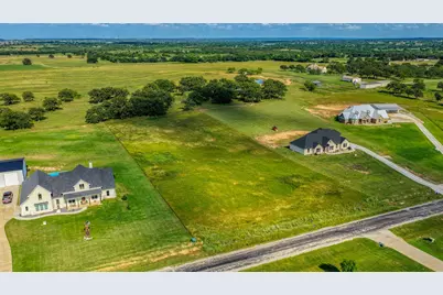 2013 Swallowtail Ct, Poolville, TX 76487 - Photo 3