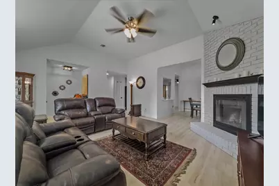 1315 Silver Maple Drive, Carrollton, TX 75007 - Photo 5