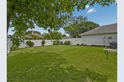 1315 Silver Maple Drive, Carrollton, TX 75007 - Photo 37