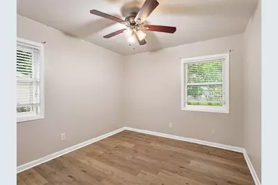 5124 Nadine Drive, Haltom City, TX 76117 - Photo 17