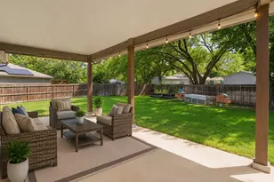 204 Countryside Dr, Aubrey, TX 76227 - Photo 5
