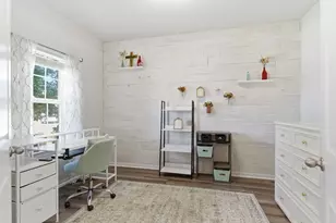 204 Countryside Dr, Aubrey, TX 76227 - Photo 3