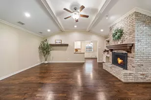 7225 Heathermore Dr, Dallas, TX 75248 - Photo 9