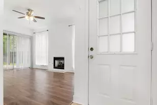 559 Raintree Cir, Coppell, TX 75019 - Photo 5