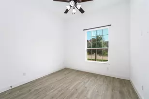 1068 Wildwood Dr, Joshua, TX 76058 - Photo 25