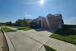 14620 Little Water Dr, Fort Worth, TX 76052 - Photo 3
