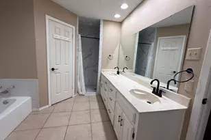 7933 Hearne Dr, Abilene, TX 79606 - Photo 11