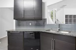 2142 Falcon Ridge Dr, Carrollton, TX 75010 - Photo 13