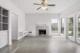 2142 Falcon Ridge Dr, Carrollton, TX 75010 - Photo 3