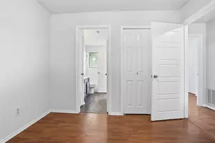 2142 Falcon Ridge Dr, Carrollton, TX 75010 - Photo 21