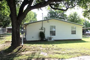 303 S Lennox St, Stephenville, TX 76401 - Photo 3