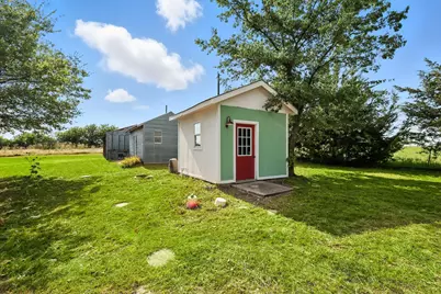 185 Quail Run Court, Decatur, TX 76234 - Photo 33
