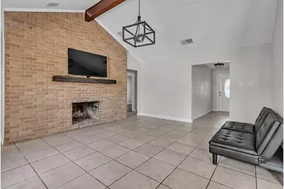 6801 Penhurst Drive, Fort Worth, TX 76133 - Photo 3