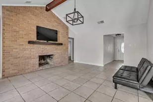 6801 Penhurst Dr, Fort Worth, TX 76133 - Photo 3