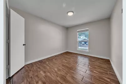 6801 Penhurst Drive, Fort Worth, TX 76133 - Photo 13