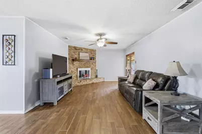 9115 Westglen Drive, Dallas, TX 75228 - Photo 7