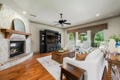 5859 Shoreside Bend, Irving, TX 75039 - Photo 9