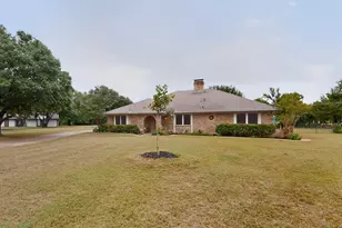 1151 Lynn Way, Waxahachie, TX 75165 - Photo 3