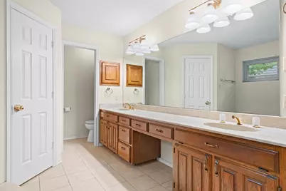 4930 High Creek Drive, Arlington, TX 76017 - Photo 15