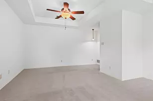 4930 High Creek Dr, Arlington, TX 76017 - Photo 13