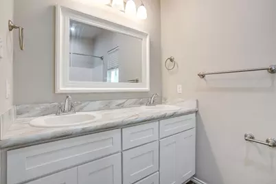 411 W Gould Street, Hillsboro, TX 76645 - Photo 23