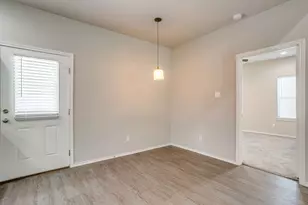 411 W Gould St, Hillsboro, TX 76645 - Photo 9