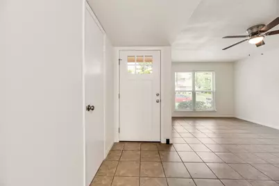 514 Valley Park Drive, Garland, TX 75043 - Photo 5
